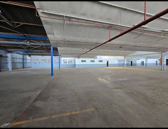 3,762M² WAREHOUSE TO LET IN BENROSE